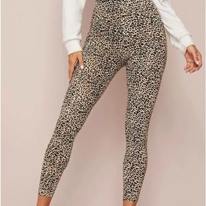 Cheetah print leggings